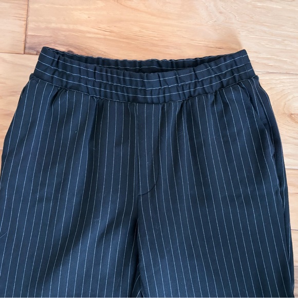 Women’s Dress pants - Picture 4 of 7